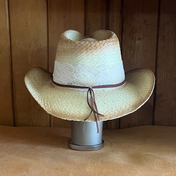 Fiesta Natural Burnout Western Straw Cowboy Hat with Brown Heart Band - Picture 3 of 5
